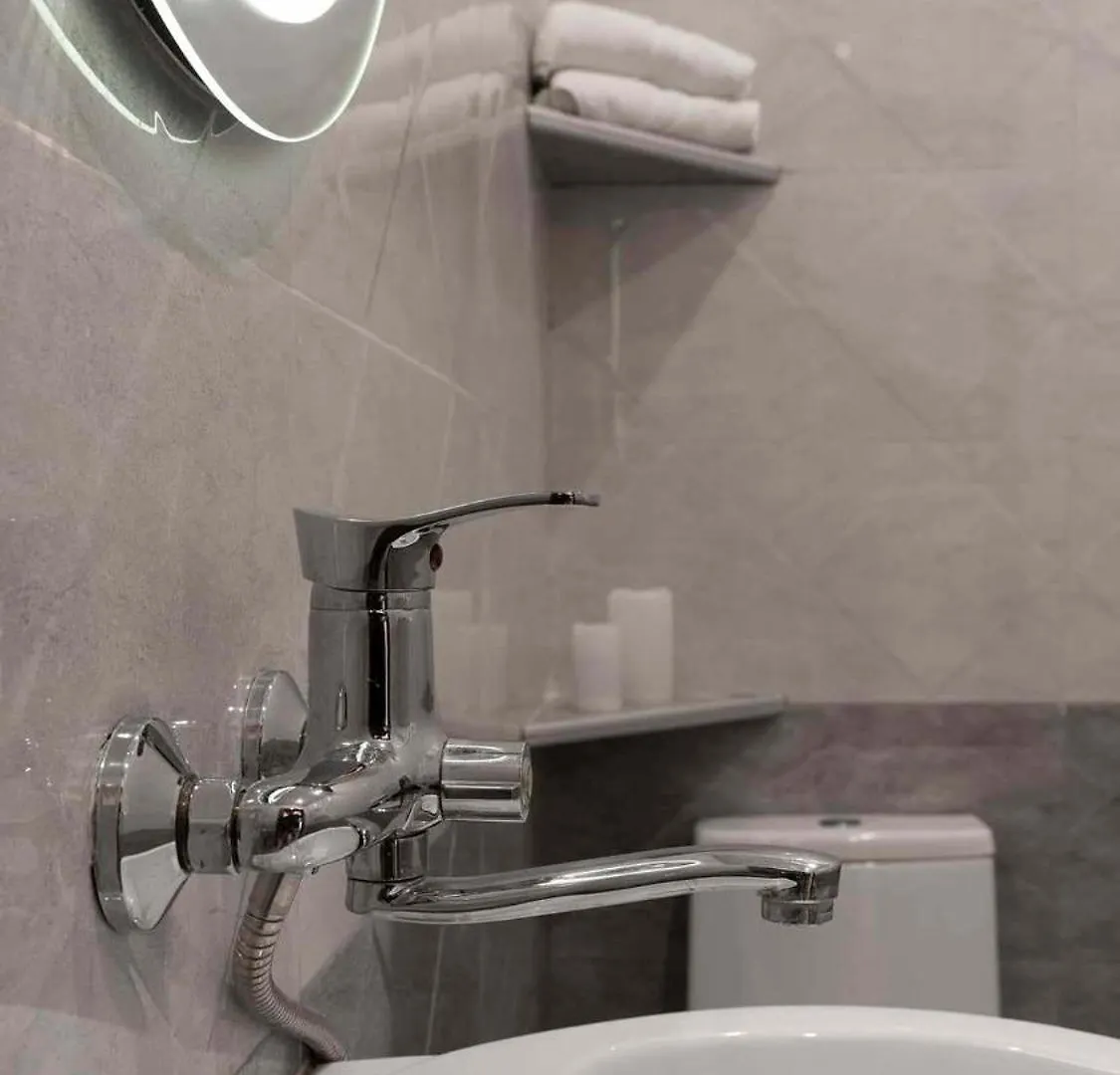 The Bright Beam Apartment - 2 Bedroom تبليسي جورجيا