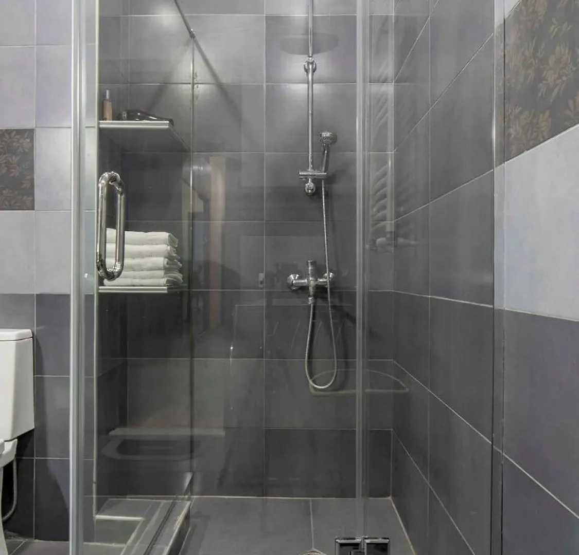 The Bright Beam Apartment - 2 Bedroom تبليسي 0*,  جورجيا